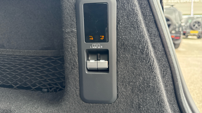 Land Rover Range Rover Sport 3.0 D300 Dynamic SE 5dr Auto Diesel Estate